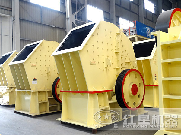 重錘式破碎機(jī)，省時(shí)省力，一次成型